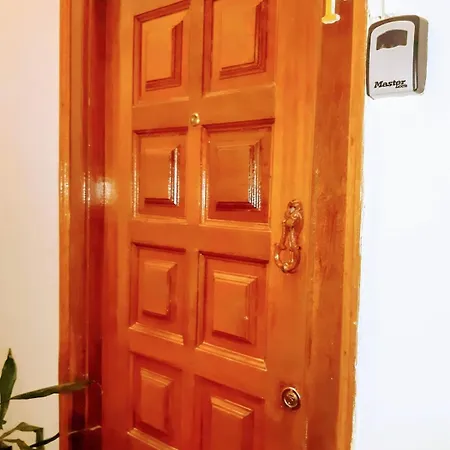 Metro Arroios Apartman