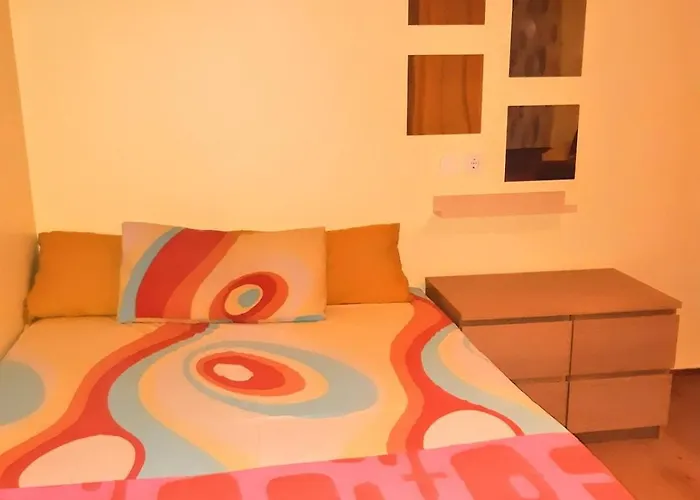 Metro Arroios Апартаменти *