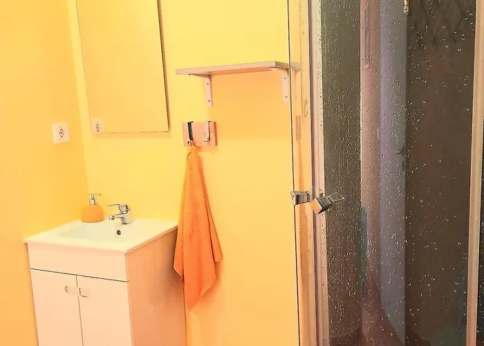 Апартаменти Metro Arroios